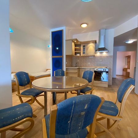 Apartman Majak U Zermanicke Prehrady Pitrov المظهر الخارجي الصورة